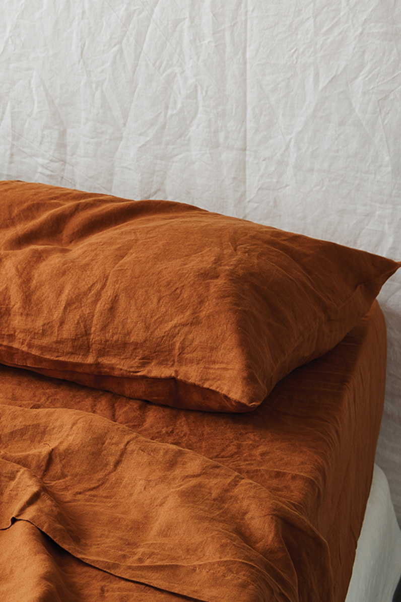 Fitted sheet in Ochre